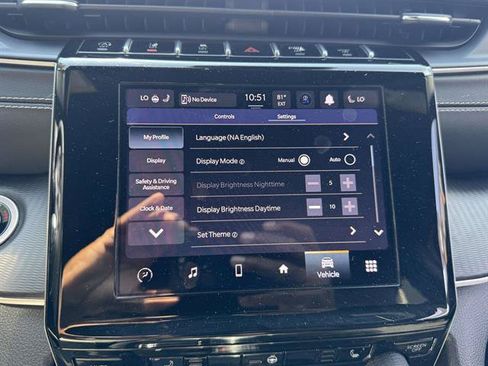 Used 2023 Jeep Grand Cherokee Altitude AWD/4WD image 11