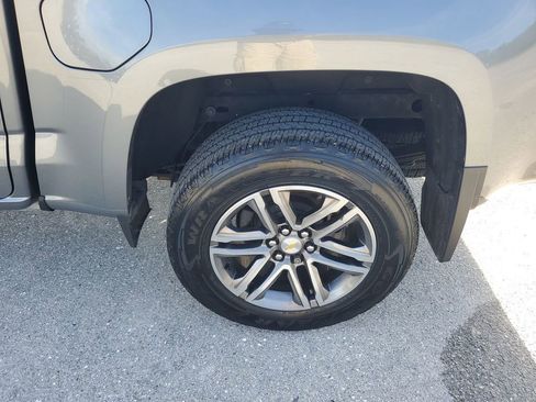 Used 2022 Chevrolet Colorado W/T w/ Custom Special Edition image 20