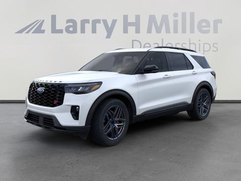 New 2026 Ford Explorer ST AWD/4WD image 1