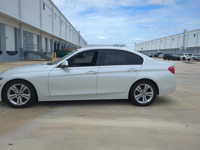 Used 2017 BMW 330i Sedan RWD image 8