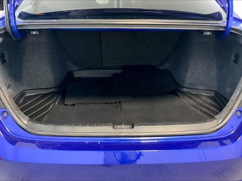 Used 2021 Honda Accord Sport image 9
