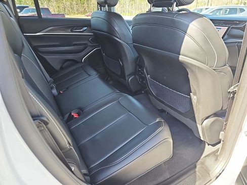 Used 2022 Jeep Grand Cherokee Limited 4xe image 14