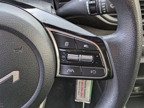 Used 2024 Kia Forte LXS image 19