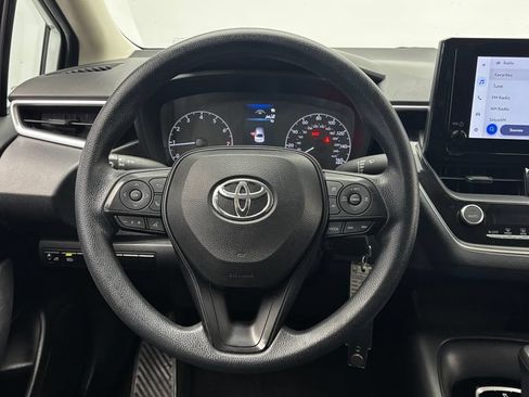 Used 2024 Toyota Corolla LE FWD image 24
