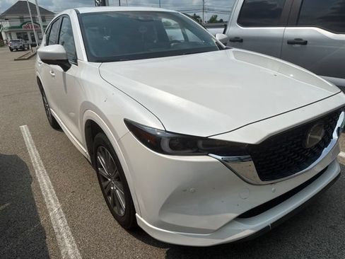 Used 2022 MAZDA CX-5 Signature AWD/4WD image 2