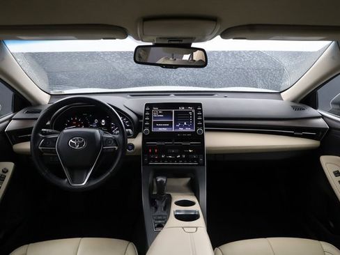 Used 2021 Toyota Avalon XLE w/ Carpet Mat Package (TMS) image 12