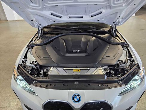 Certified 2023 BMW i4 eDrive35 w/ Premium Package RWD image 9