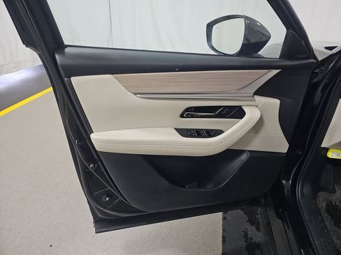 Used 2024 MAZDA CX-90 Plug-In Hybrid w/ Premium Plus image 12