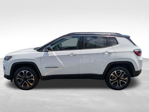Used 2022 Jeep Compass Limited AWD/4WD image 5