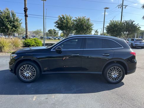 Used 2024 Mercedes-Benz GLC 300 4MATIC image 7