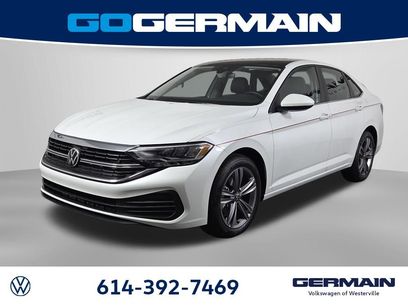 Used 2024 Volkswagen Jetta SE w/ Panoramic Sunroof Package