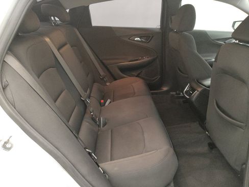 Used 2022 Chevrolet Malibu LT FWD image 19