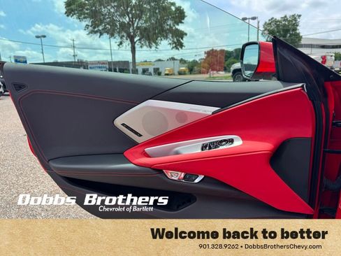 Used 2022 Chevrolet Corvette Stingray Preferred Cpe w/ Z51 Performance Package RWD image 12