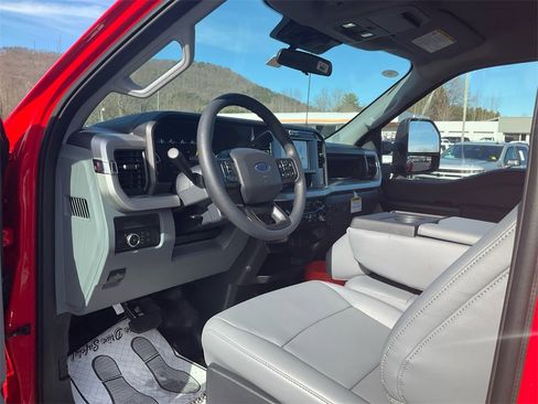 New 2026 Ford F450 XL w/ XL Driver Assist Package image 15