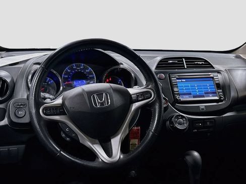 Used 2013 Honda Fit Sport image 16