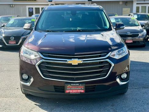 Used 2020 Chevrolet Traverse LT w/ LT Premium Package AWD/4WD image 3
