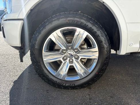 Used 2020 Ford F150 Platinum w/ Equipment Group 701A Luxury image 9