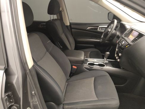 Used 2019 Nissan Pathfinder S FWD image 21