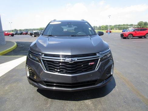 Certified 2023 Chevrolet Equinox RS w/ LPO, Floor Liner Package image 14