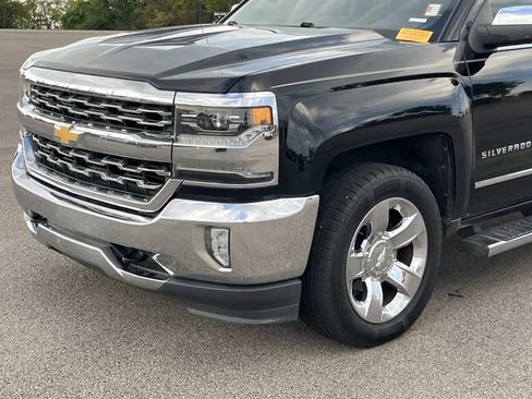 Used 2017 Chevrolet Silverado 1500 LTZ w/ Sport Package AWD/4WD image 9