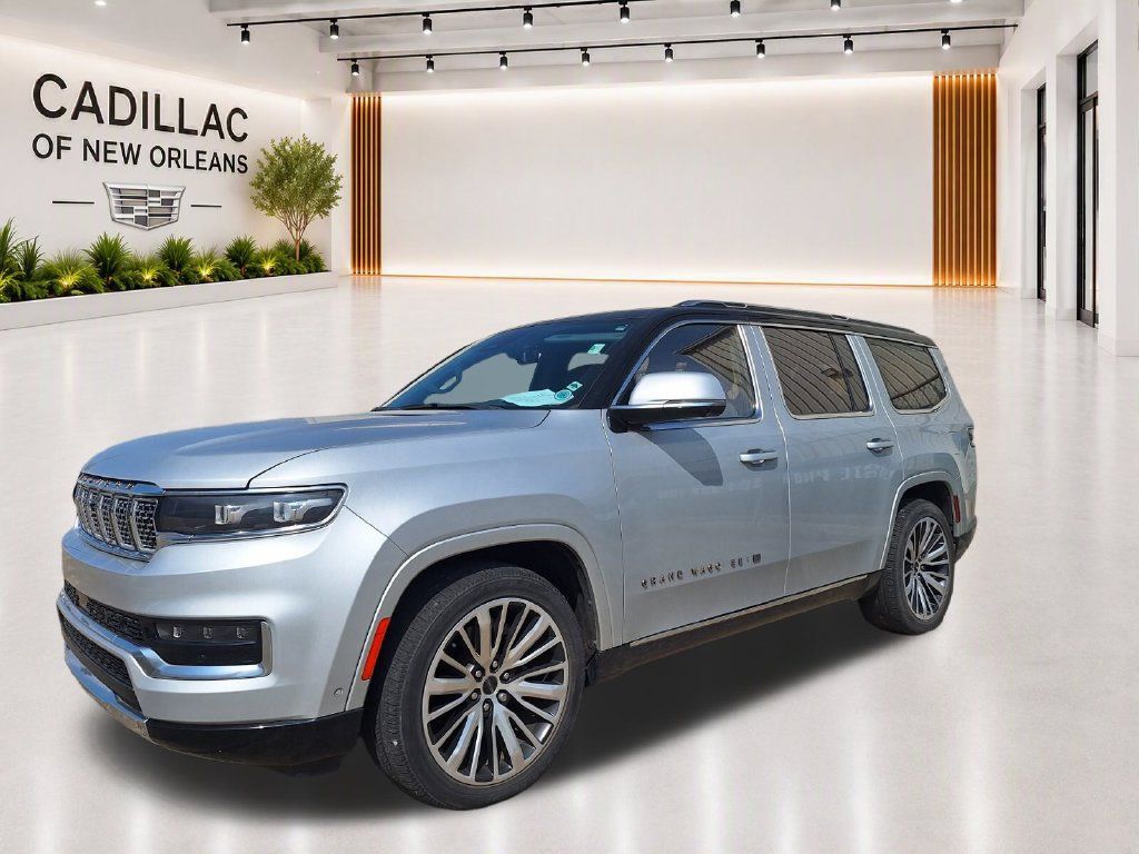 Used 2022 Jeep Grand Wagoneer Series III AWD/4WD image 4