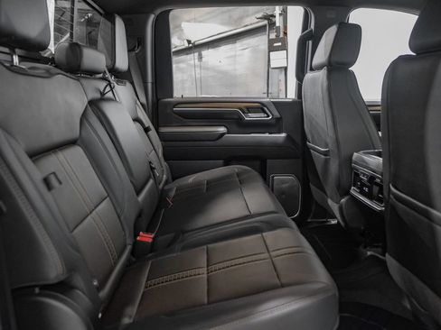 Used 2025 Chevrolet Silverado 3500 High Country w/ High Country Premium Package AWD/4WD image 35
