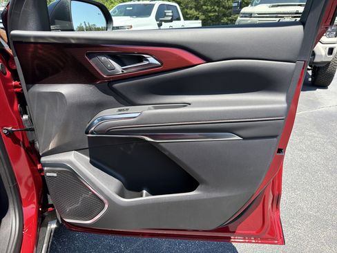 New 2026 Chevrolet Traverse RS w/ LPO, Floor Liner Package FWD image 14