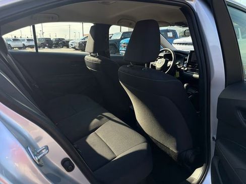 Used 2025 Toyota Corolla LE FWD image 26