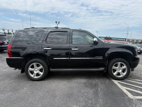Used 2011 Chevrolet Tahoe LTZ AWD/4WD image 6