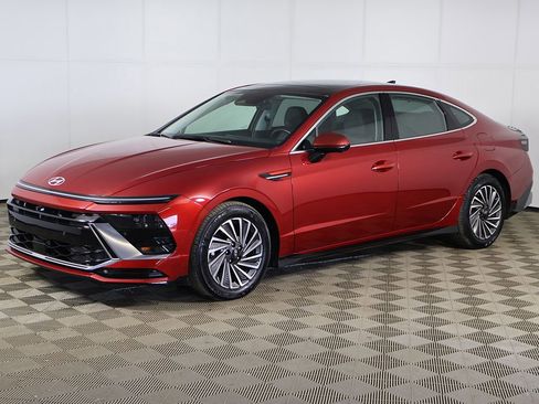 Used 2024 Hyundai Sonata Limited FWD image 12