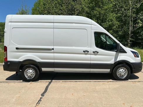 Used 2025 Ford Transit 250 148 High Roof AWD w/ Load Area Protection Package image 6