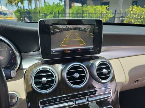 Used 2017 Mercedes-Benz C 300 Sedan image 24