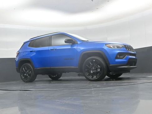 New 2026 Jeep Compass Latitude AWD/4WD image 38