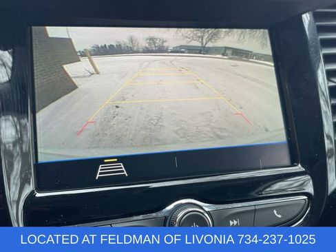 Certified 2022 Chevrolet Trax LT w/ LT Convenience Package image 14