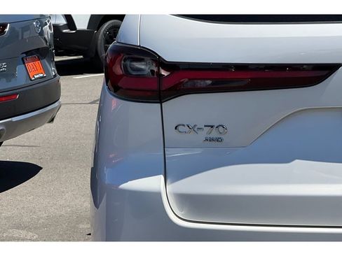 New 2025 MAZDA CX-70 Plug-In Hybrid w/ Premium Plus image 12