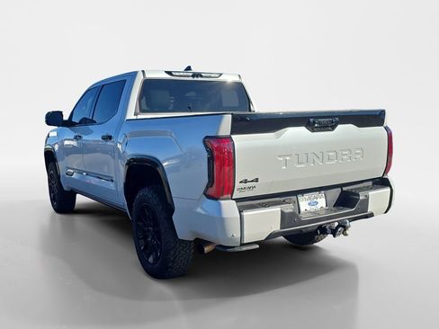 Used 2022 Toyota Tundra Platinum image 3