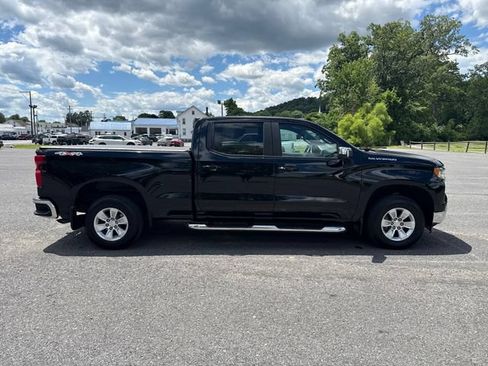 Used 2022 Chevrolet Silverado 1500 LT w/ Safety Package AWD/4WD image 8