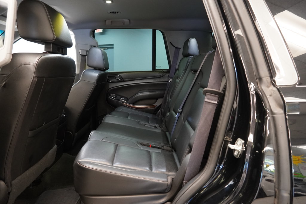 Used 2017 GMC Yukon SLT AWD/4WD image 28