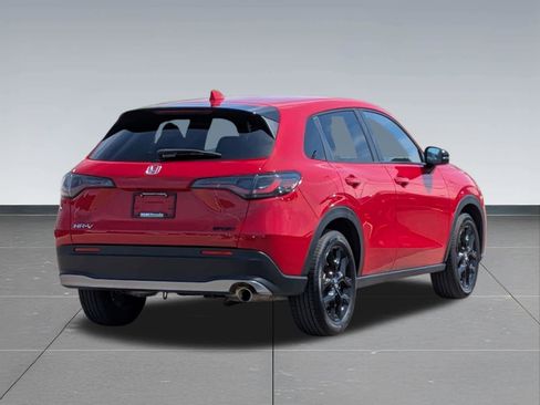 Certified 2025 Honda HR-V Sport image 6