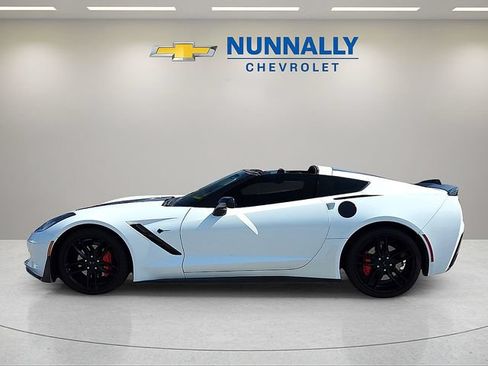 Used 2019 Chevrolet Corvette Stingray Coupe w/ Carbon Flash Badge Package RWD image 2
