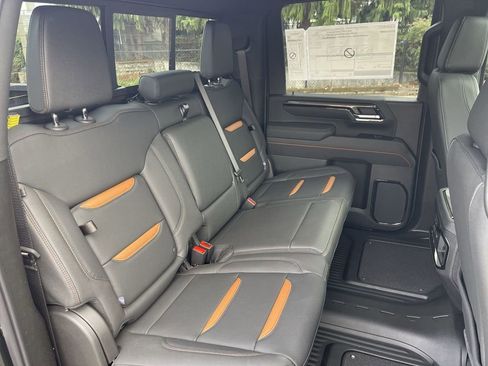 New 2026 GMC Sierra 2500 AT4 w/ AT4 Premium Plus Package AWD/4WD image 28