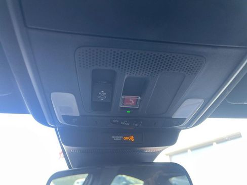 Used 2025 Honda Accord Sport image 18