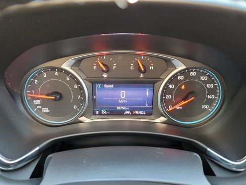 Used 2020 Chevrolet Equinox LT FWD image 26
