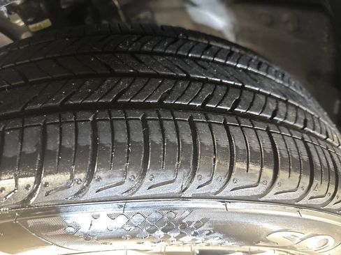 Certified 2025 Kia Seltos S image 11