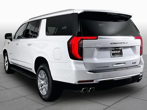 Used 2025 GMC Yukon XL Denali w/ LPO, Floor Liner Package AWD/4WD image 12