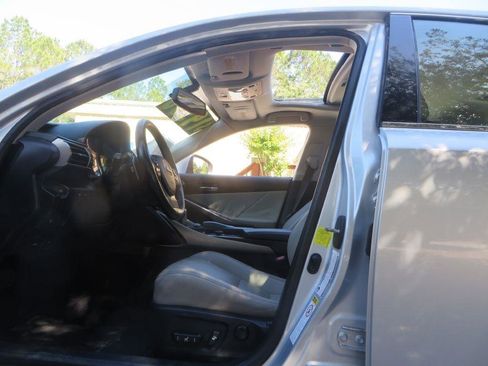Used 2014 Lexus IS 250 AWD w/ Navigation Package image 10