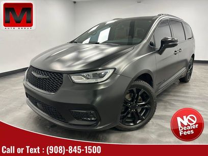 Used 2022 Chrysler Pacifica Pinnacle