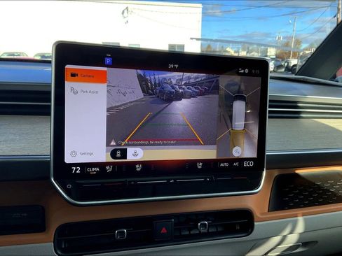 New 2025 Volkswagen ID. Buzz 1st Edition image 17