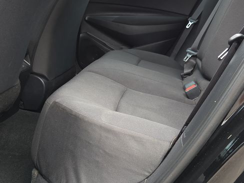 Used 2025 Toyota Corolla LE FWD image 19