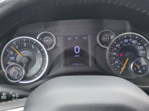 Used 2022 RAM 1500 Big Horn RWD image 18